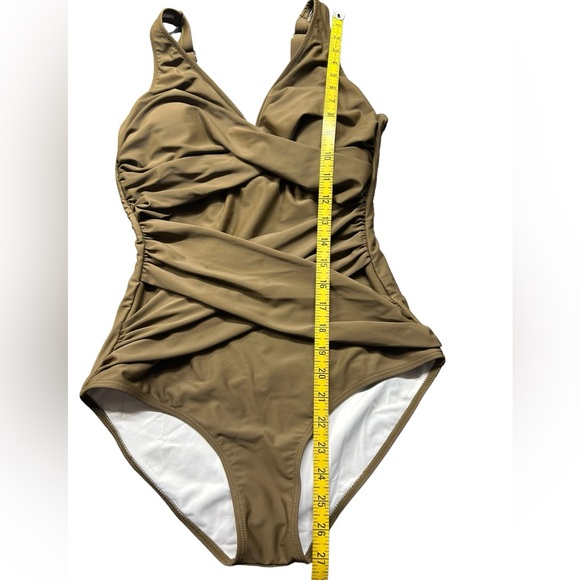 SMISMIVO women’s modest one piece swimsuit w cross front panel size M NWT - Picture 3 of 5